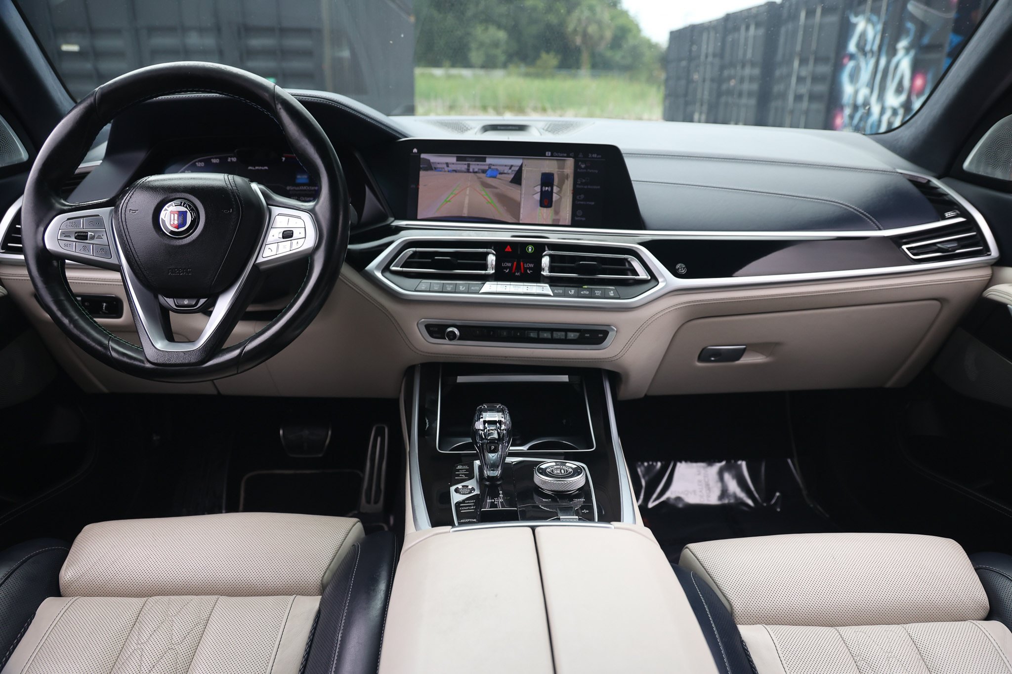 Used 2021 BMW ALPINA XB7 AWD/4WD image 25