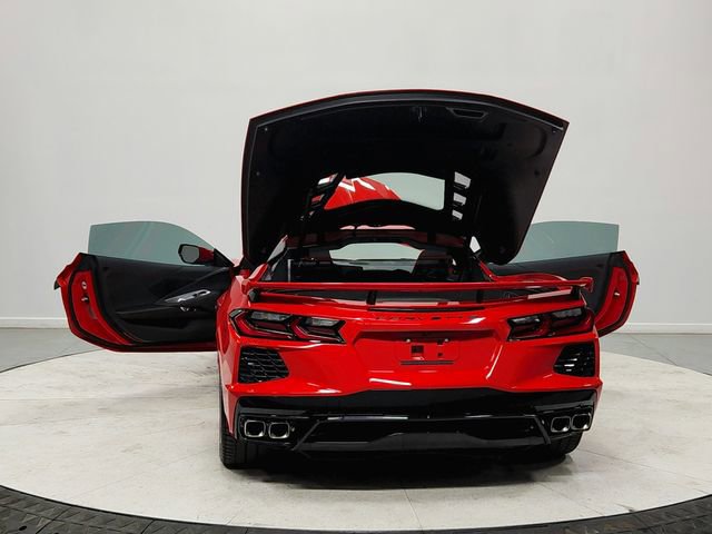 Used 2025 Chevrolet Corvette Stingray Coupe w/ Z51 Performance Package image 14