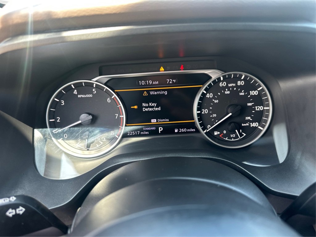 Used 2023 Nissan Rogue S image 29