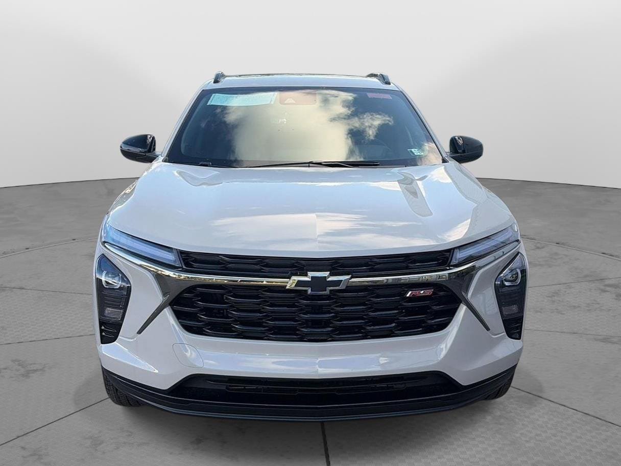 New 2026 Chevrolet Trax RS w/ Sunroof Package FWD image 1