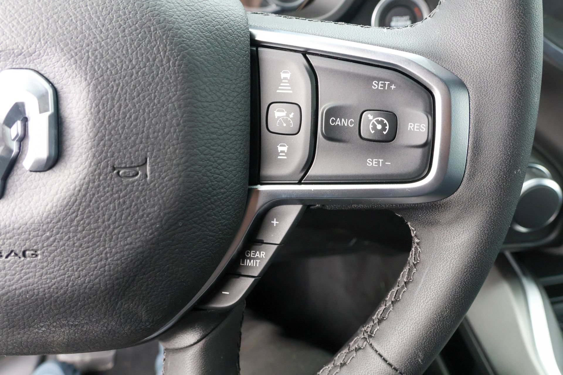 New 2026 RAM 1500 Big Horn AWD/4WD image 23