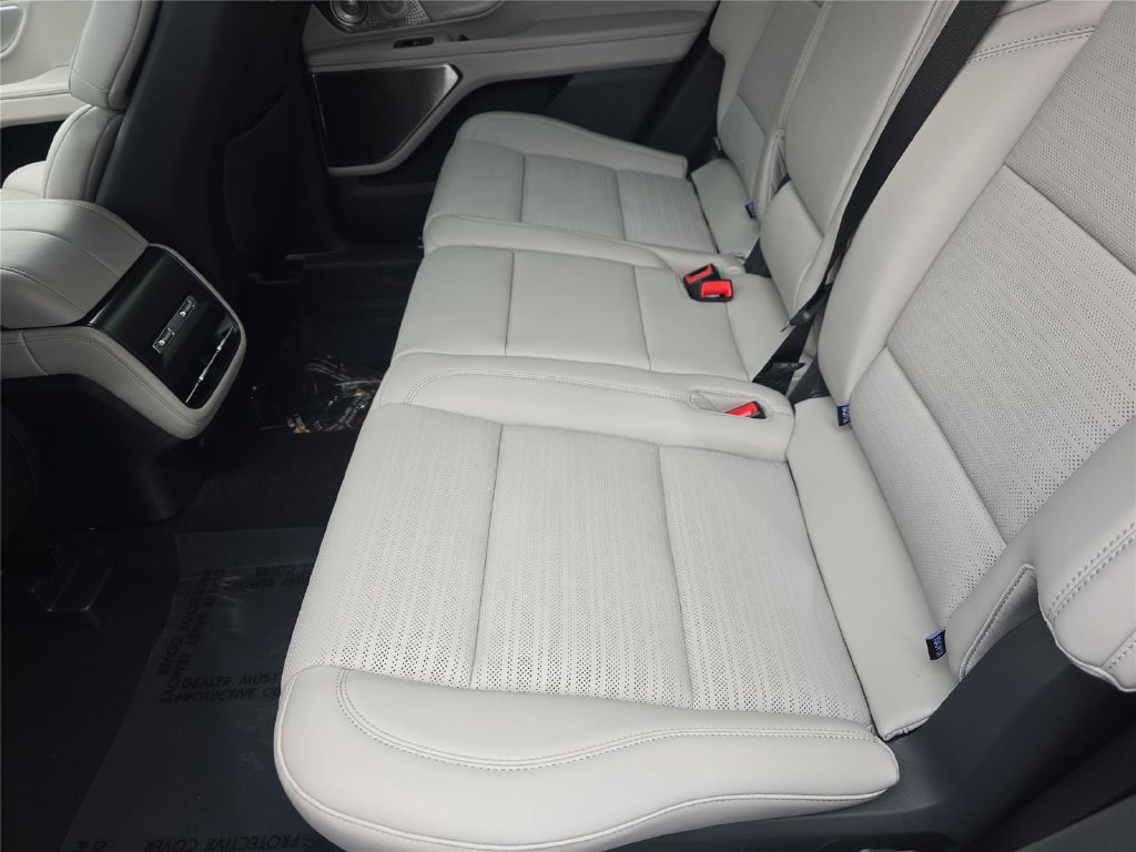 New 2026 Lincoln Nautilus Reserve AWD/4WD image 12