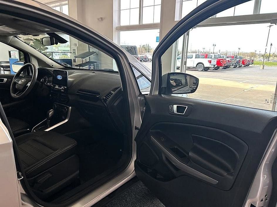Used 2022 Ford EcoSport Titanium AWD/4WD image 29