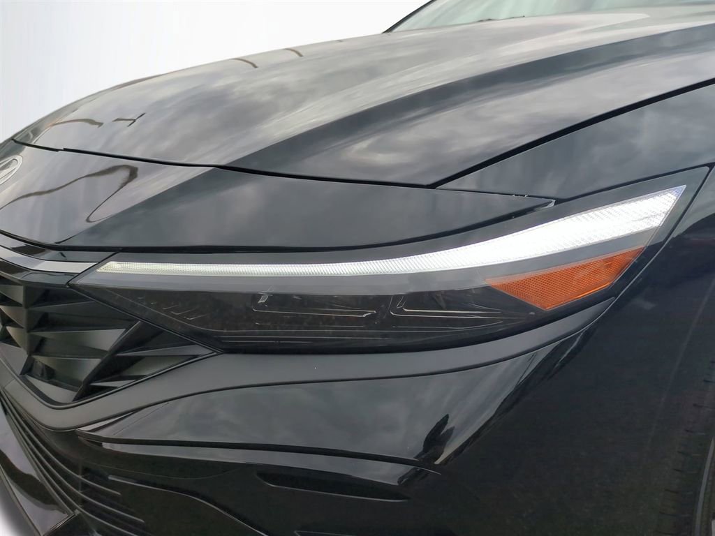 New 2026 Hyundai Elantra SEL Sport image 10