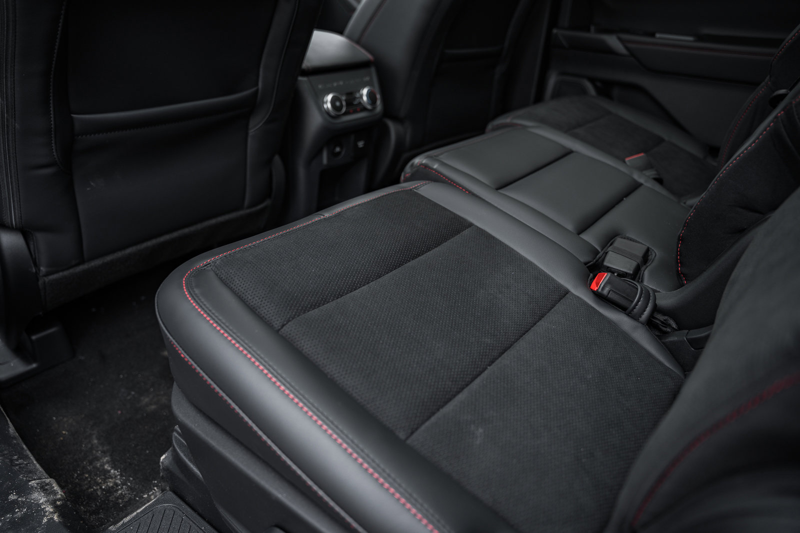 New 2026 Ford Explorer ST w/ Sun And Sound Package image 36