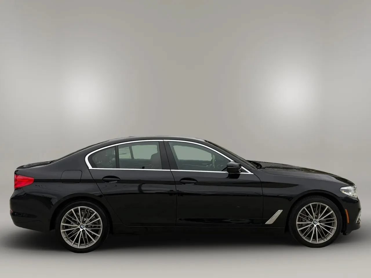 Used 2020 BMW 540i xDrive w/ Premium Package AWD/4WD image 8