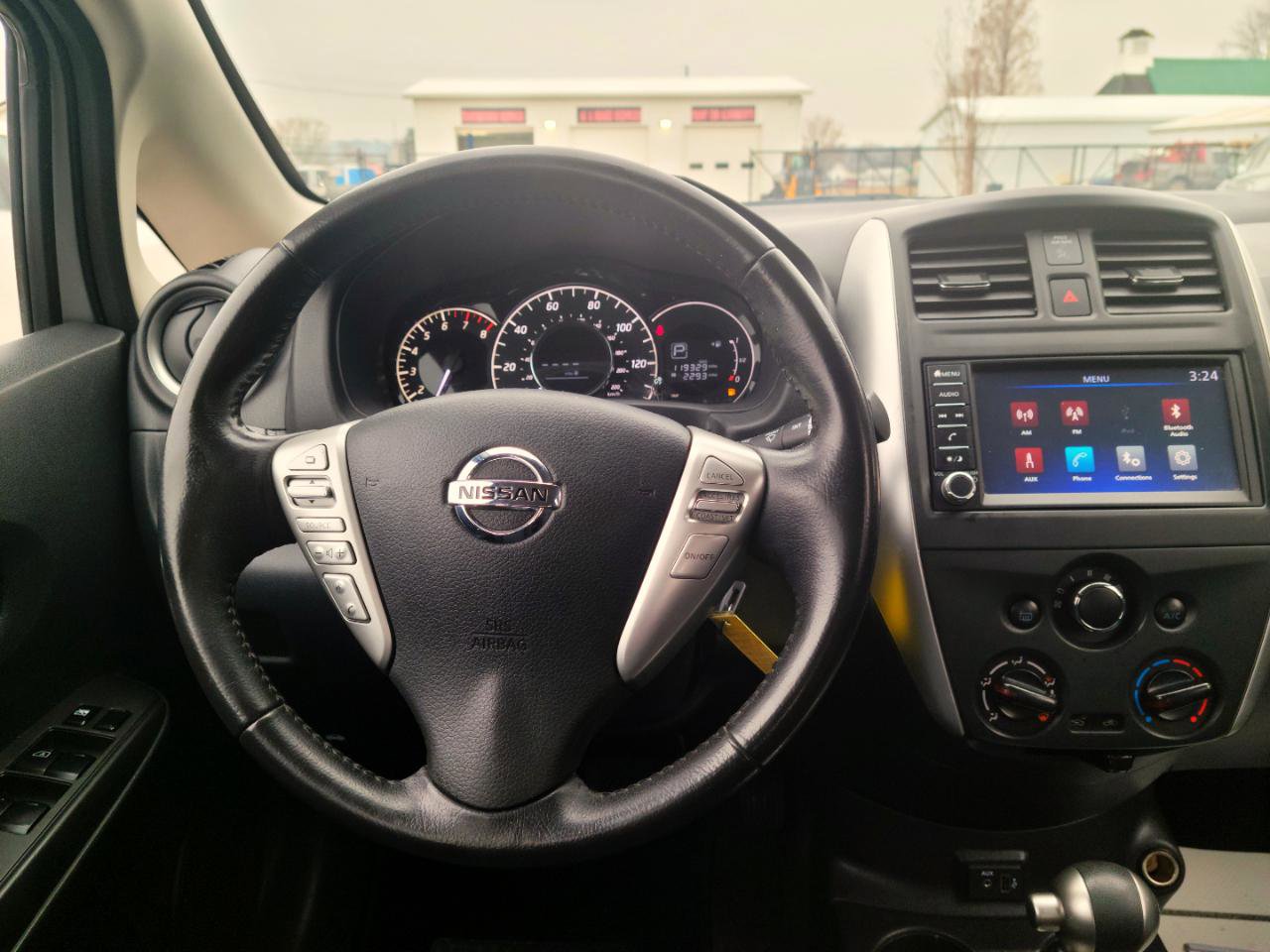 Used 2019 Nissan Versa Note SV image 10