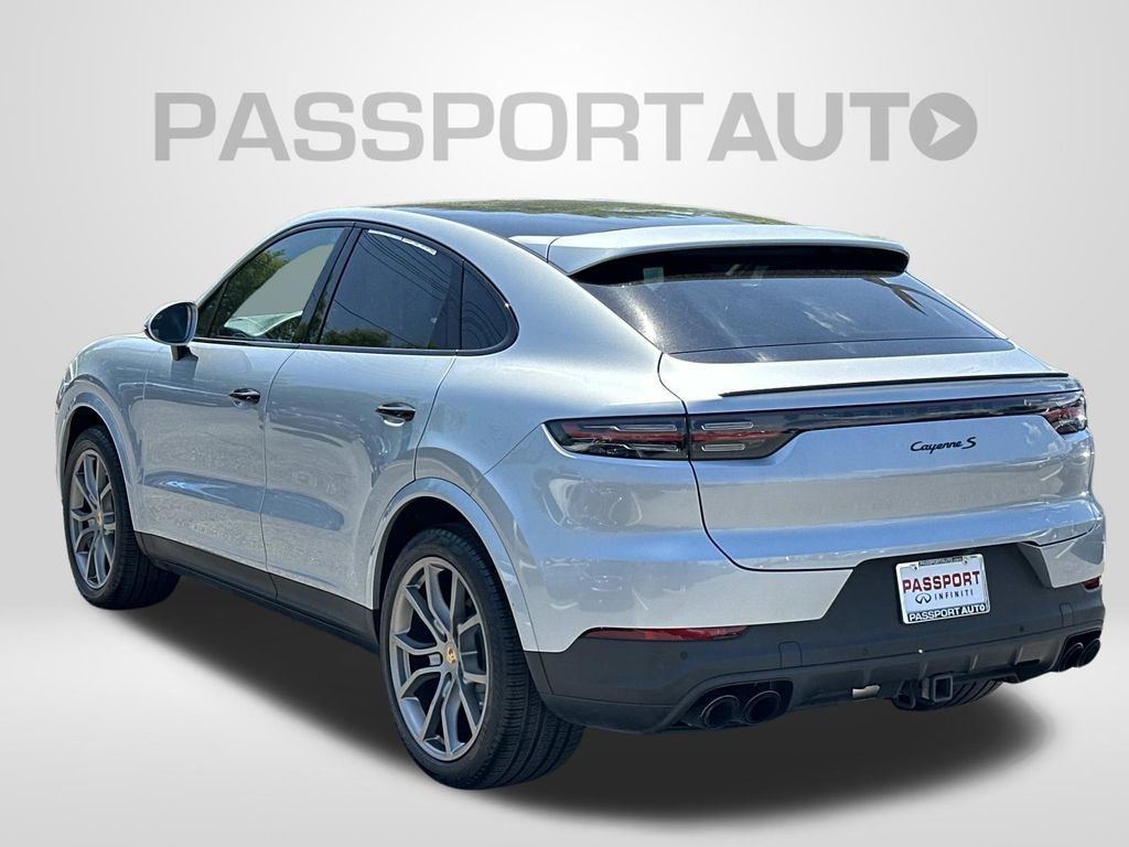 Used 2020 Porsche Cayenne S AWD/4WD image 2