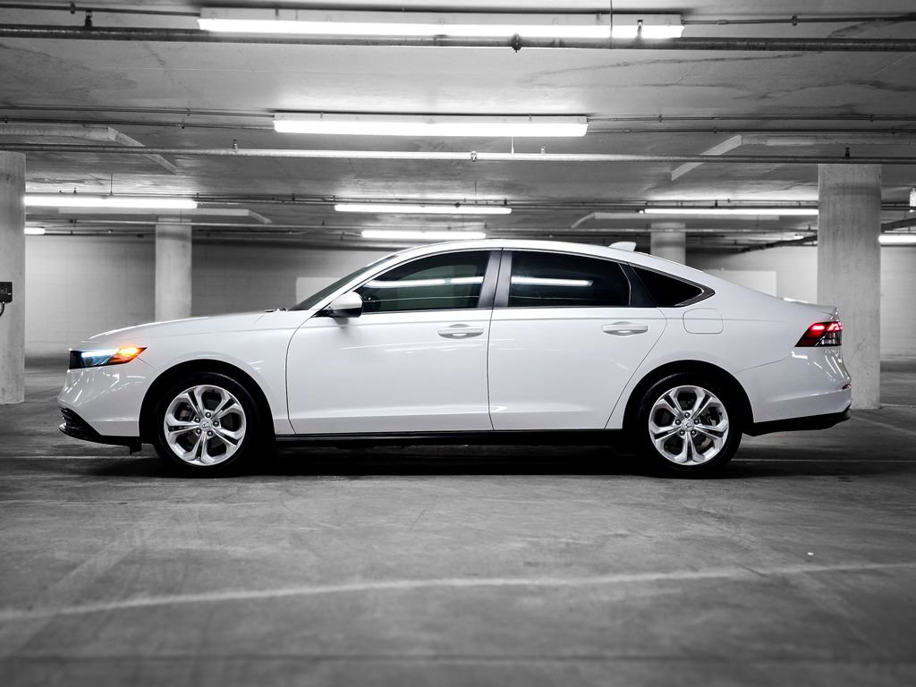 Certified 2023 Honda Accord LX image 13
