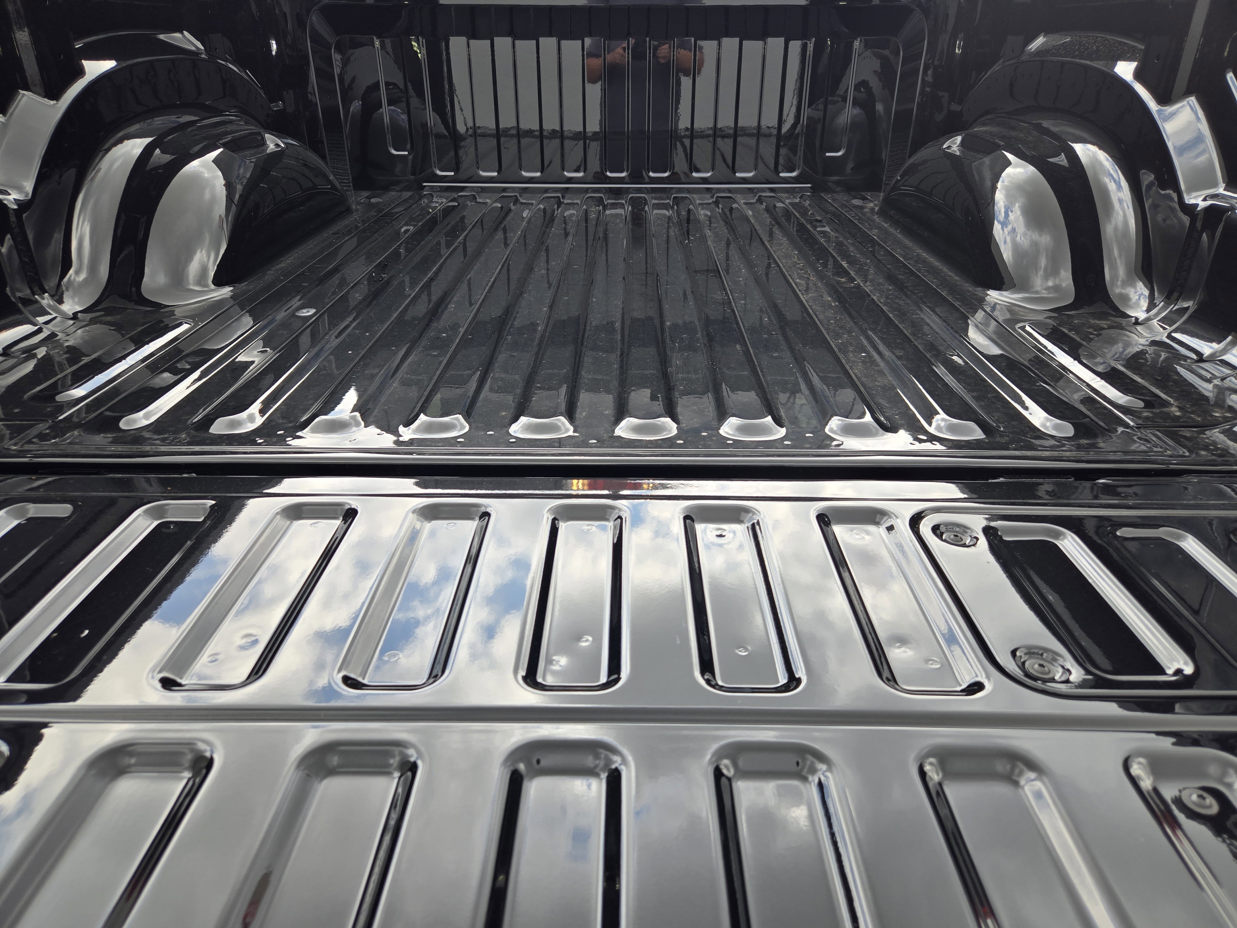 New 2026 RAM 1500 Laramie image 24