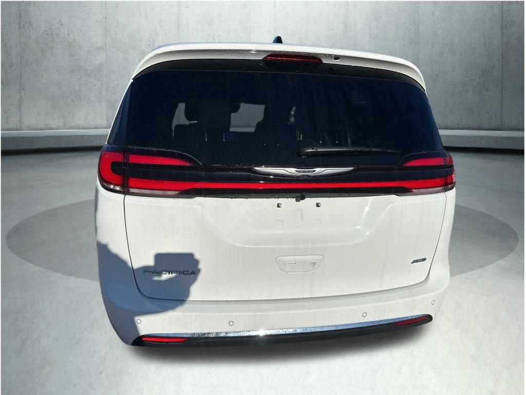 New 2026 Chrysler Pacifica Select AWD/4WD image 5