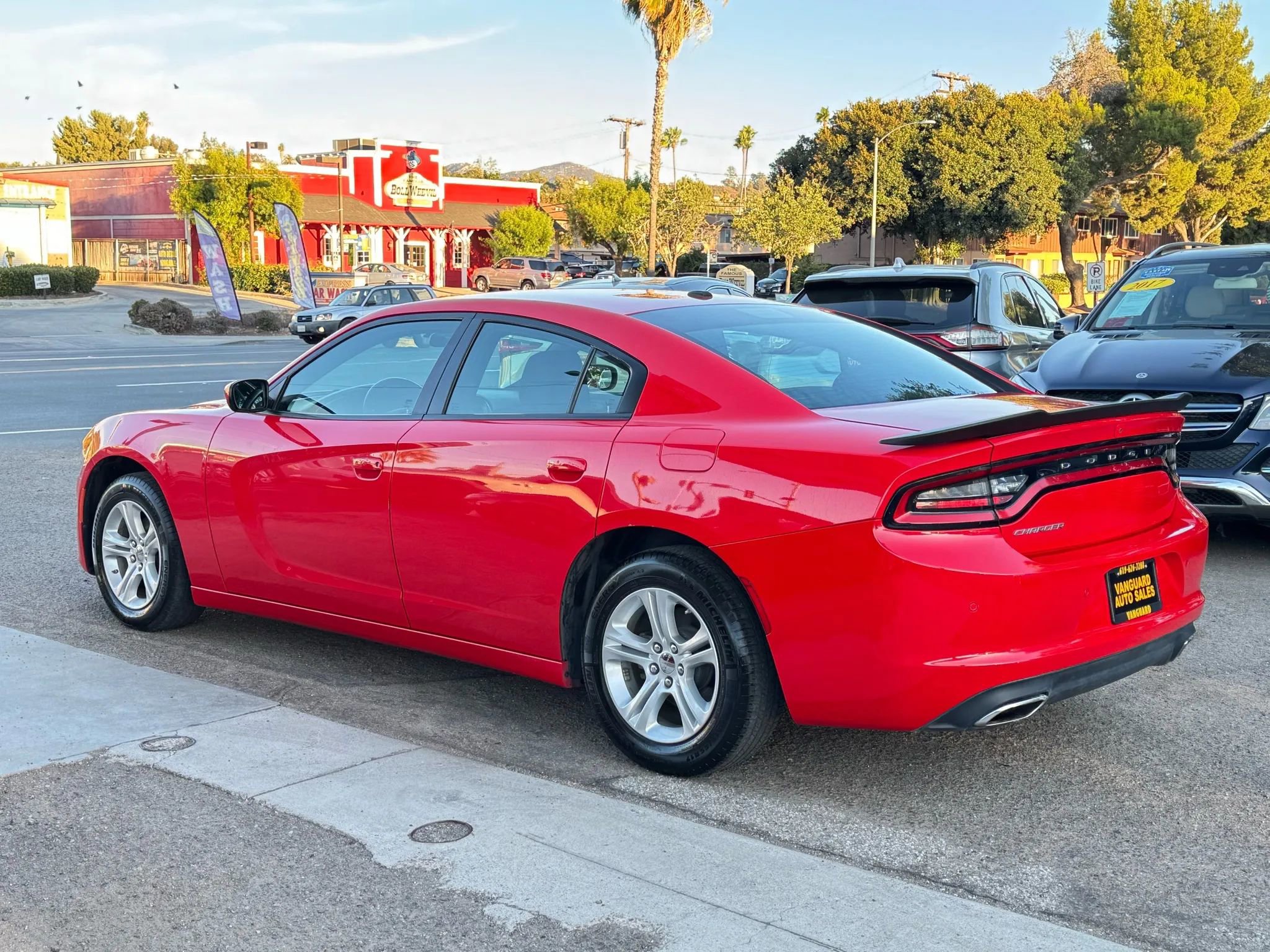 Used 2022 Dodge Charger SXT RWD image 36