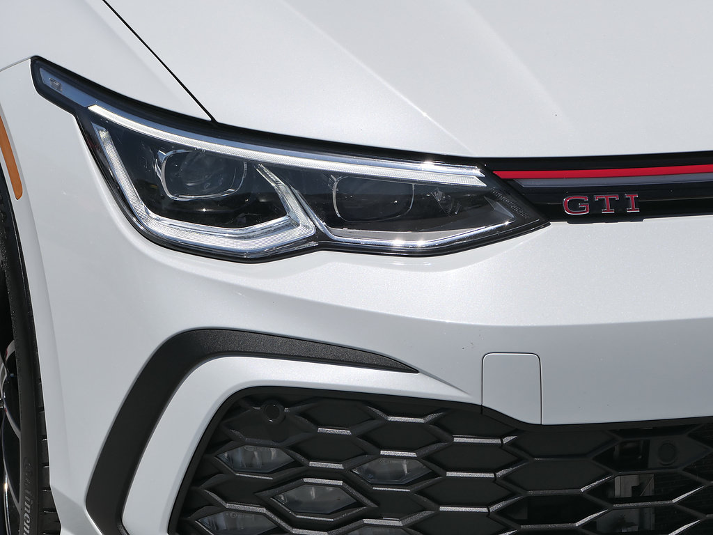Used 2023 Volkswagen GTI 40th Anniversary Edition FWD image 9