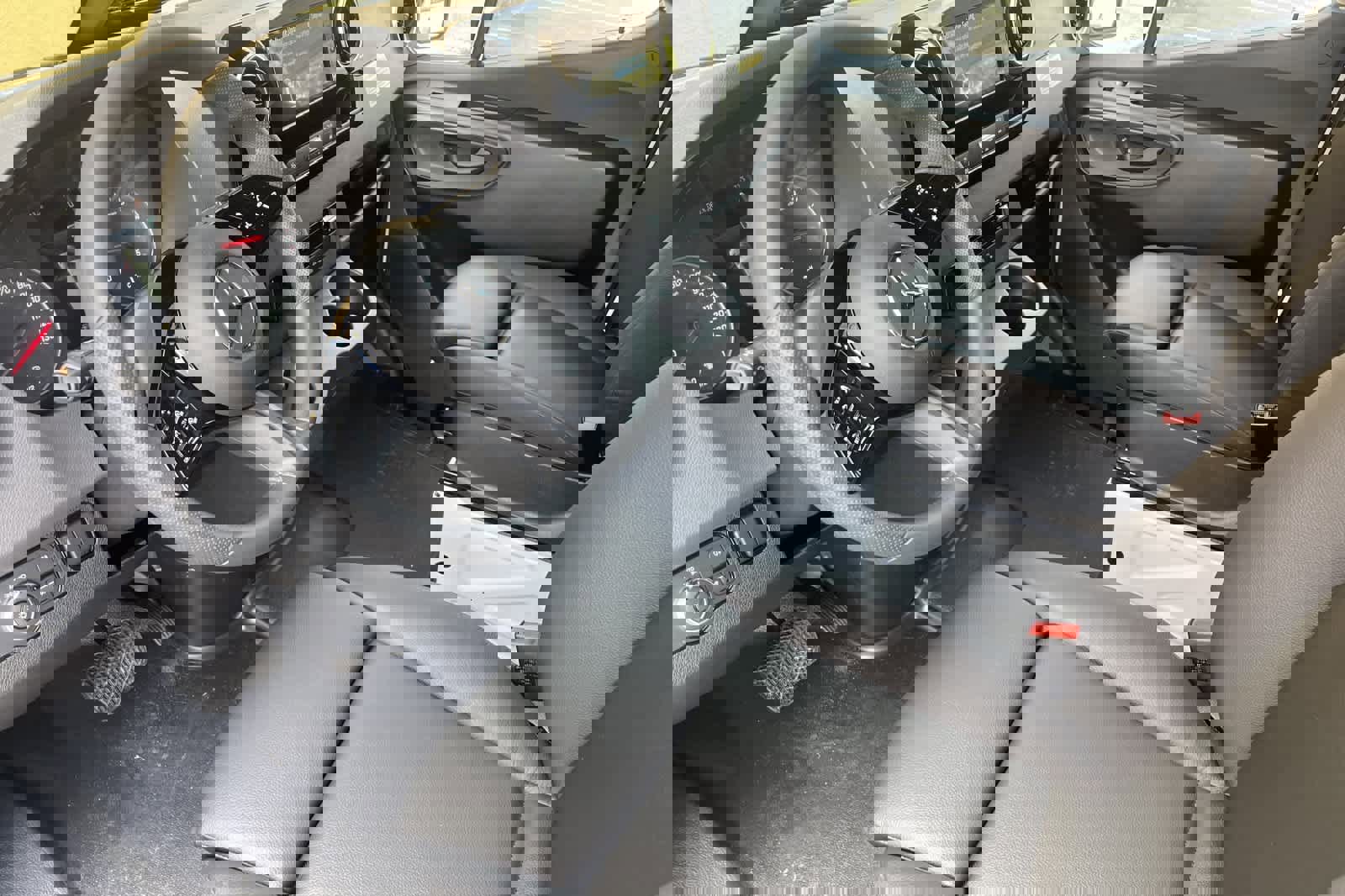 New 2025 Mercedes-Benz Sprinter 2500 image 6