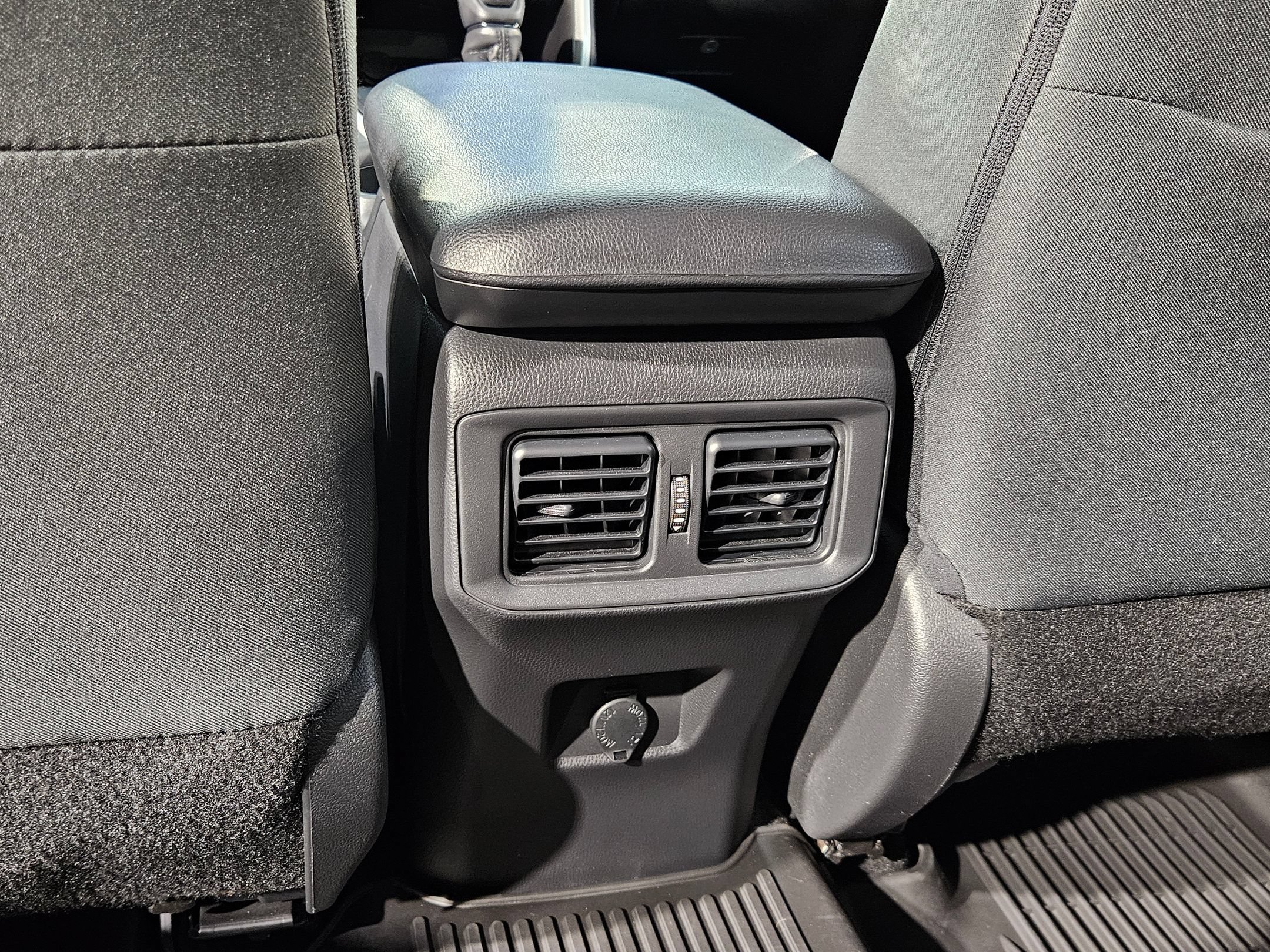 Certified 2024 Toyota RAV4 LE AWD/4WD image 35