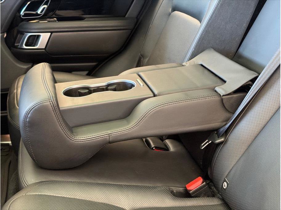 Used 2019 Land Rover Range Rover HSE image 36