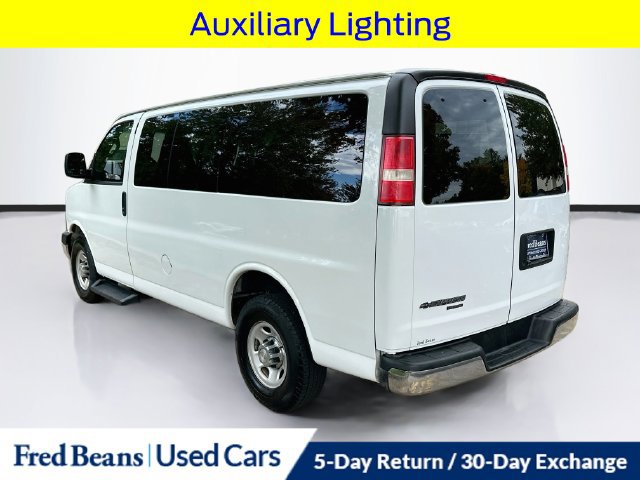 Used 2016 Chevrolet Express 3500 LT w/ LT Preferred Equipment Group RWD image 7
