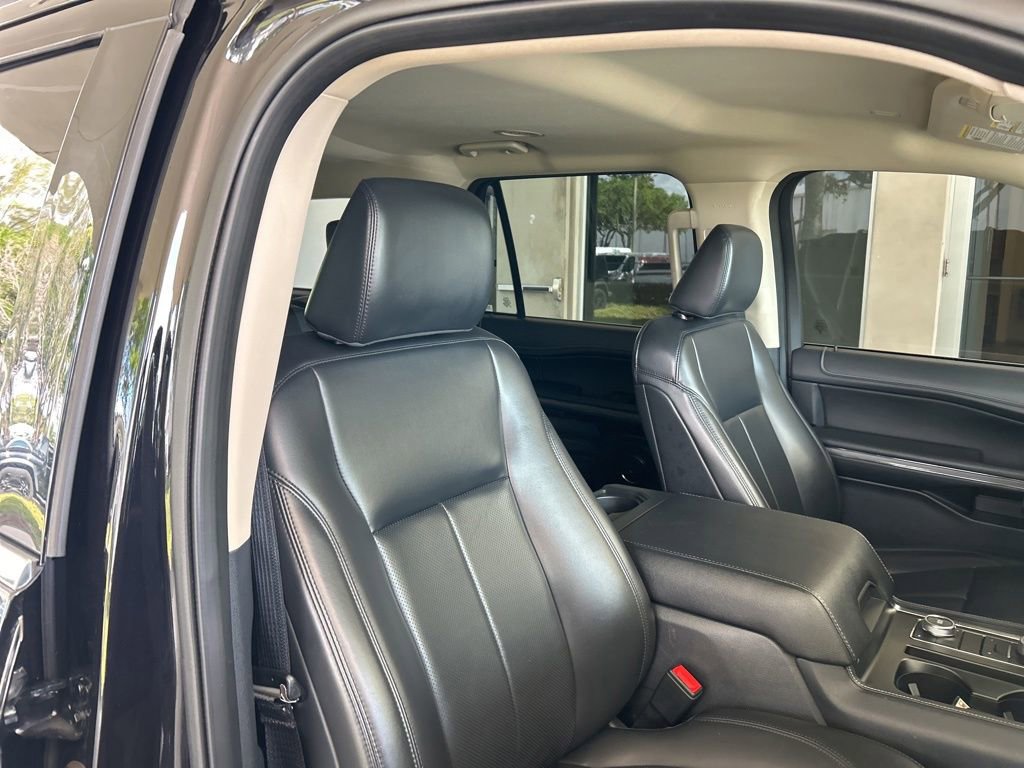 Used 2024 Ford Expedition Max XLT AWD/4WD image 24
