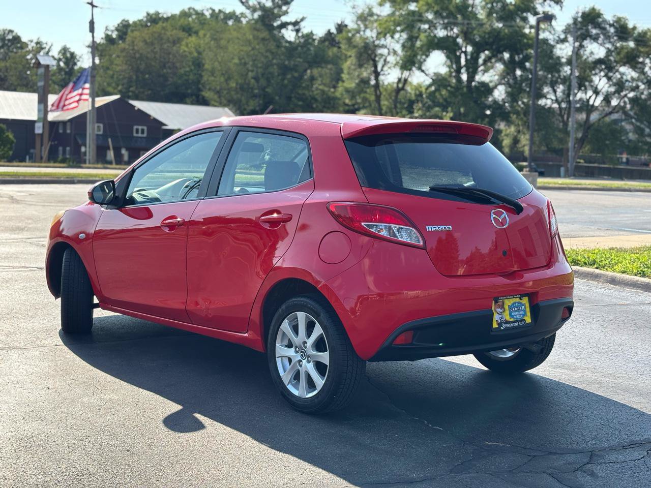 Used 2013 MAZDA MAZDA2 Touring FWD image 6