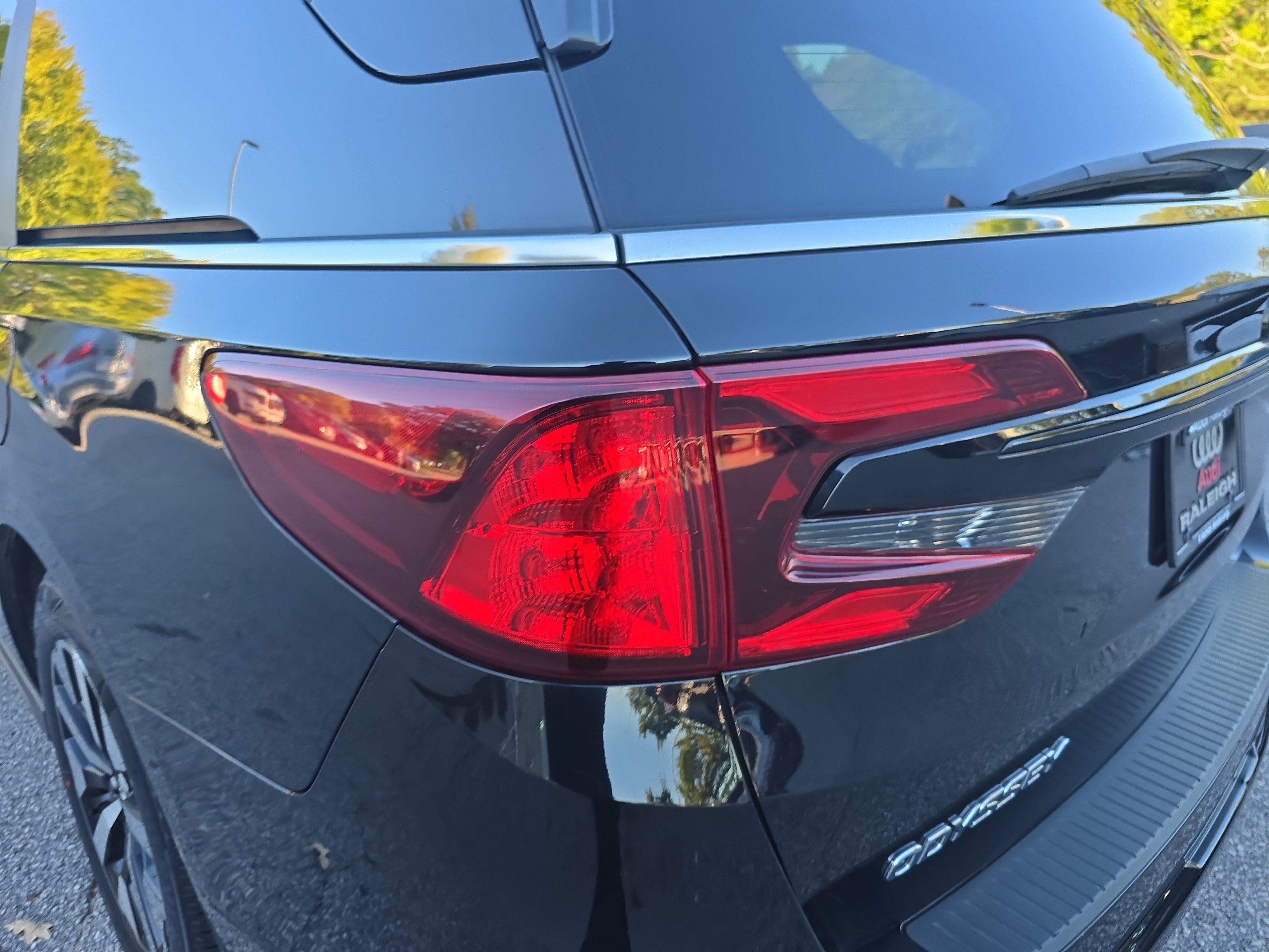 Used 2025 Honda Odyssey EX-L image 31