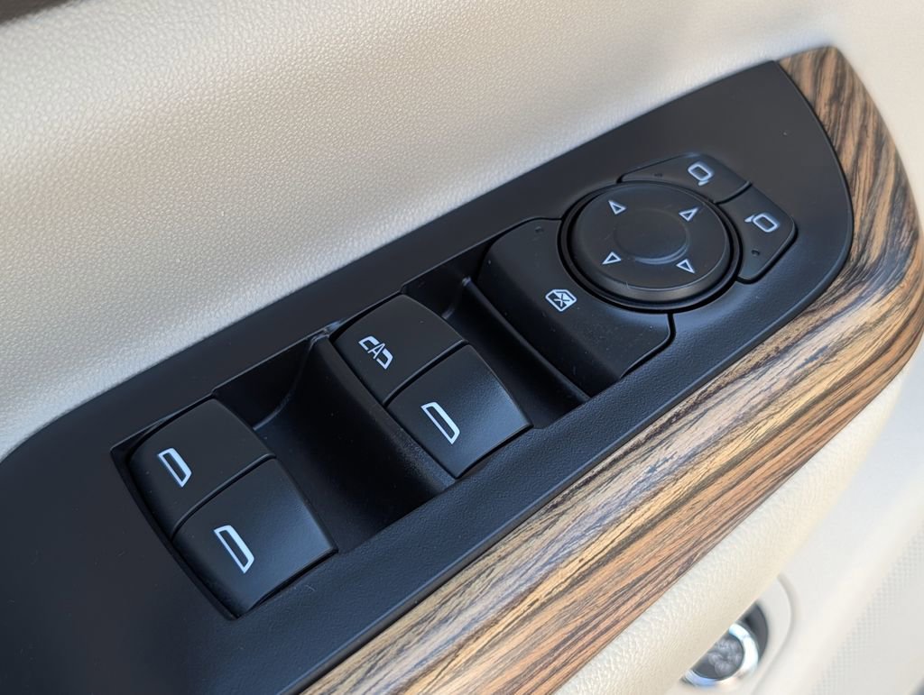 Used 2019 GMC Acadia Denali w/ Technology Package image 37