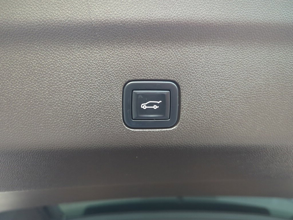 Used 2022 Cadillac Escalade Sport w/ Touring Package image 46