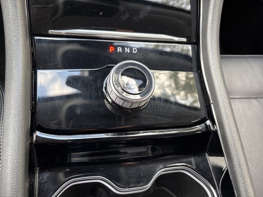 Used 2023 Jeep Grand Cherokee Limited RWD image 37
