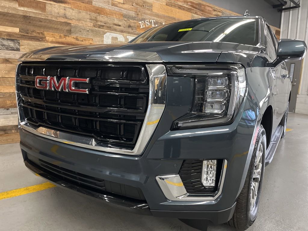 Used 2021 GMC Yukon XL SLE image 8