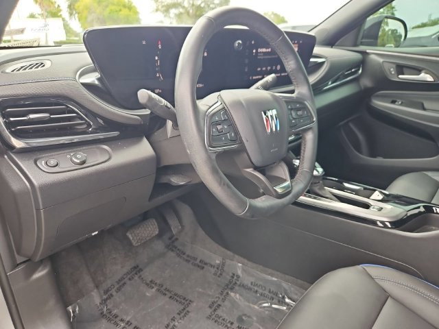 Certified 2025 Buick Envista Sport Touring w/ Convenience I Package FWD image 11
