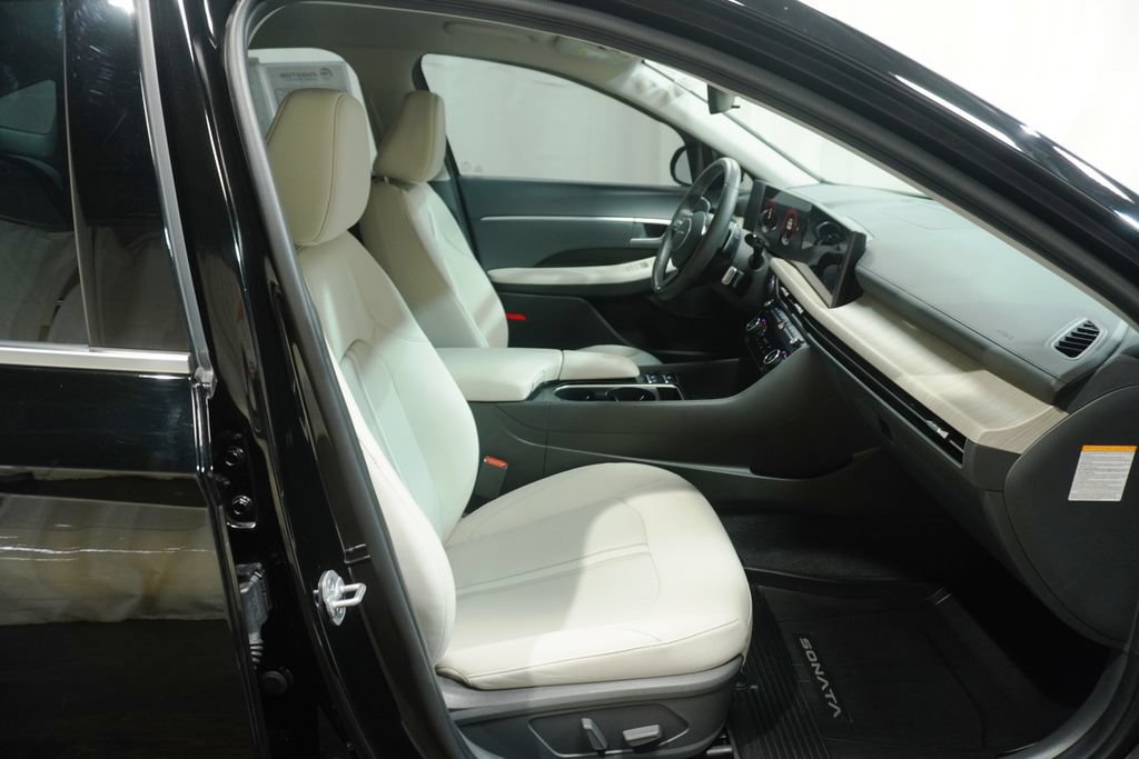 Certified 2024 Hyundai Sonata SEL FWD image 11