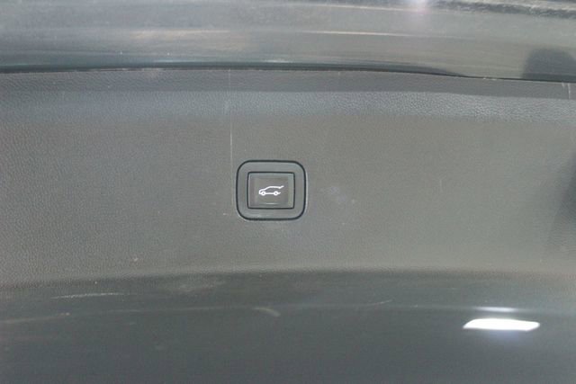 Used 2019 Buick Enclave Premium w/ Experience Buick Package image 16