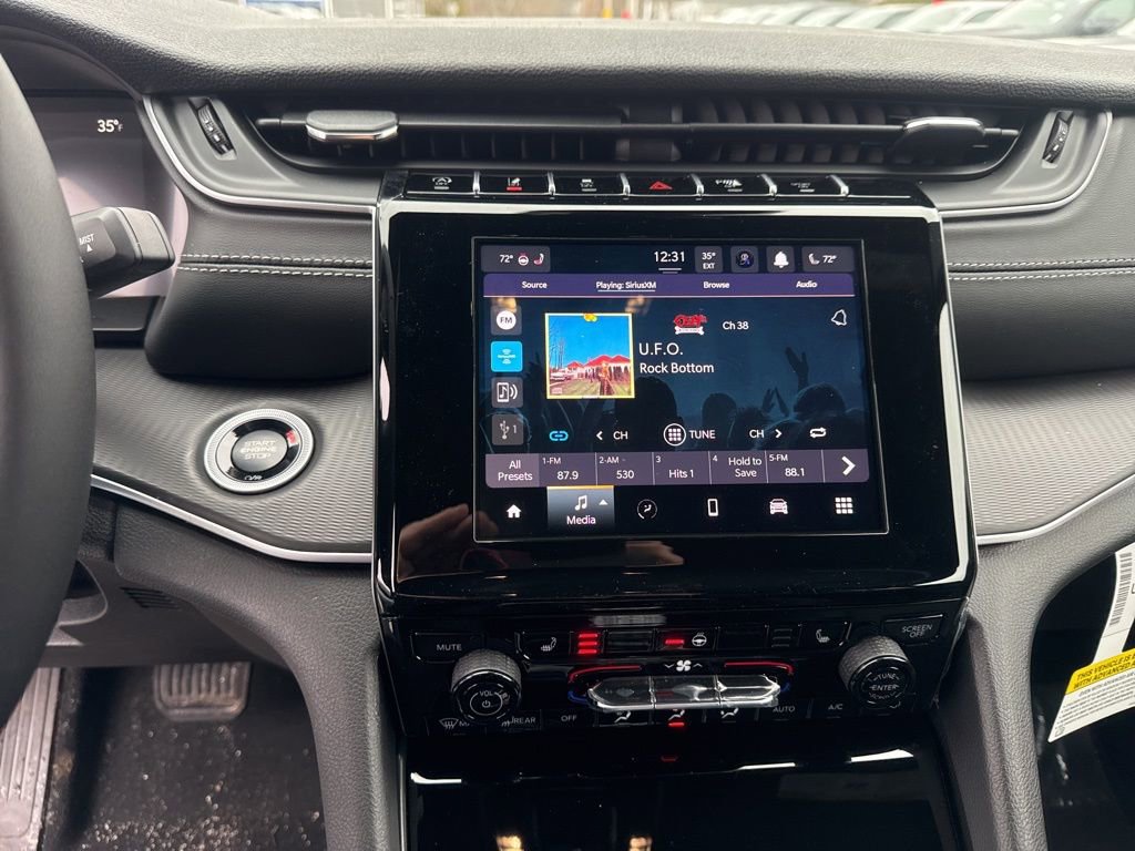 New 2026 Jeep Grand Cherokee Laredo image 12