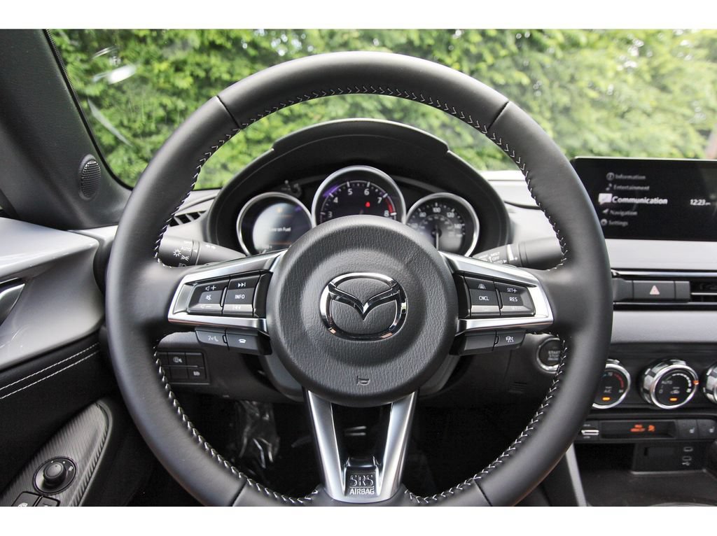 New 2026 MAZDA MX-5 Miata RF Grand Touring RWD image 12