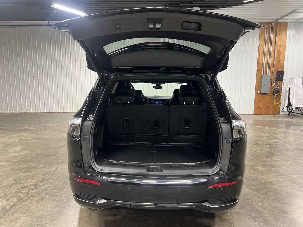 Certified 2023 Buick Enclave Avenir w/ Trailering Package, 5000 lbs. AWD/4WD image 12