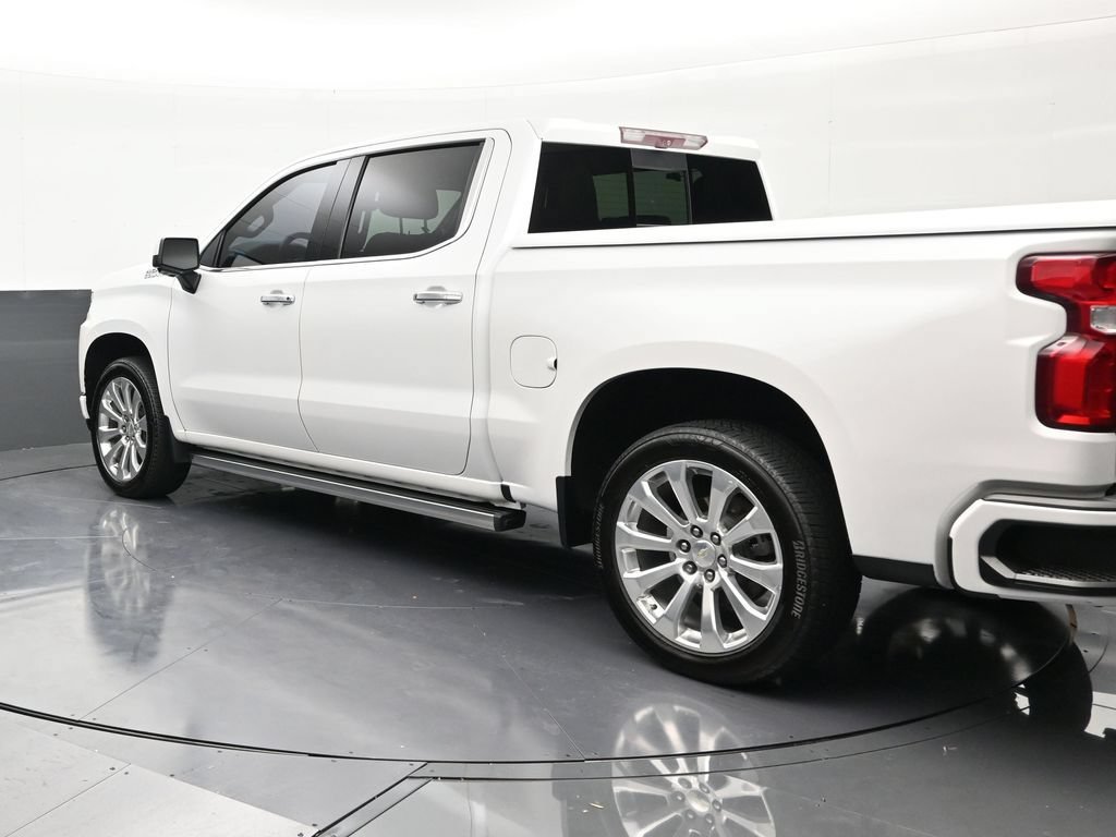 Used 2021 Chevrolet Silverado 1500 High Country w/ Technology Package AWD/4WD image 3