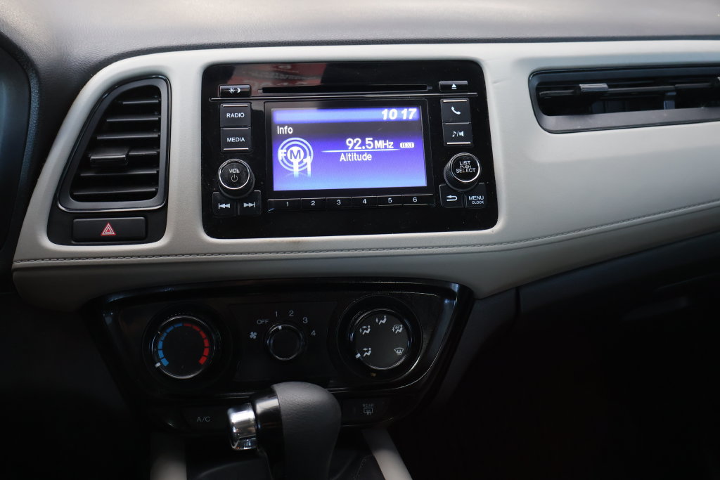 Used 2022 Honda HR-V LX image 5