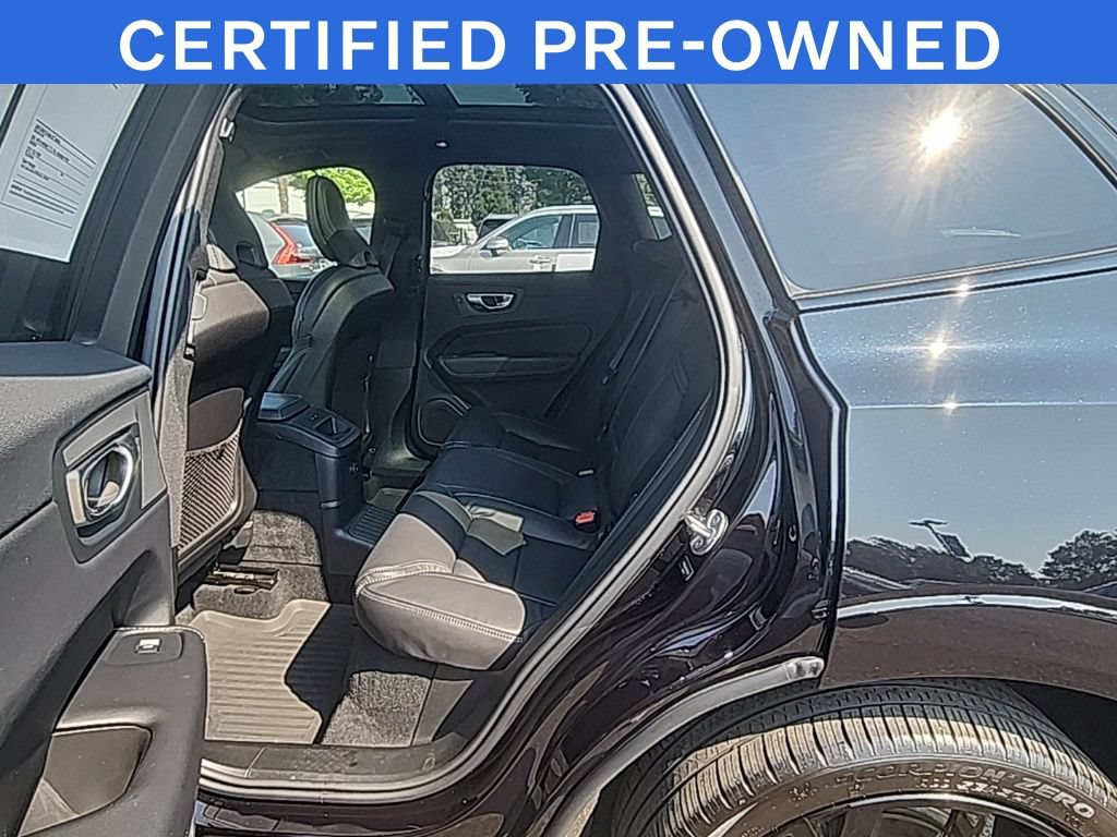Certified 2024 Volvo XC60 T8 Ultimate w/ Protection Package Premier AWD/4WD image 5