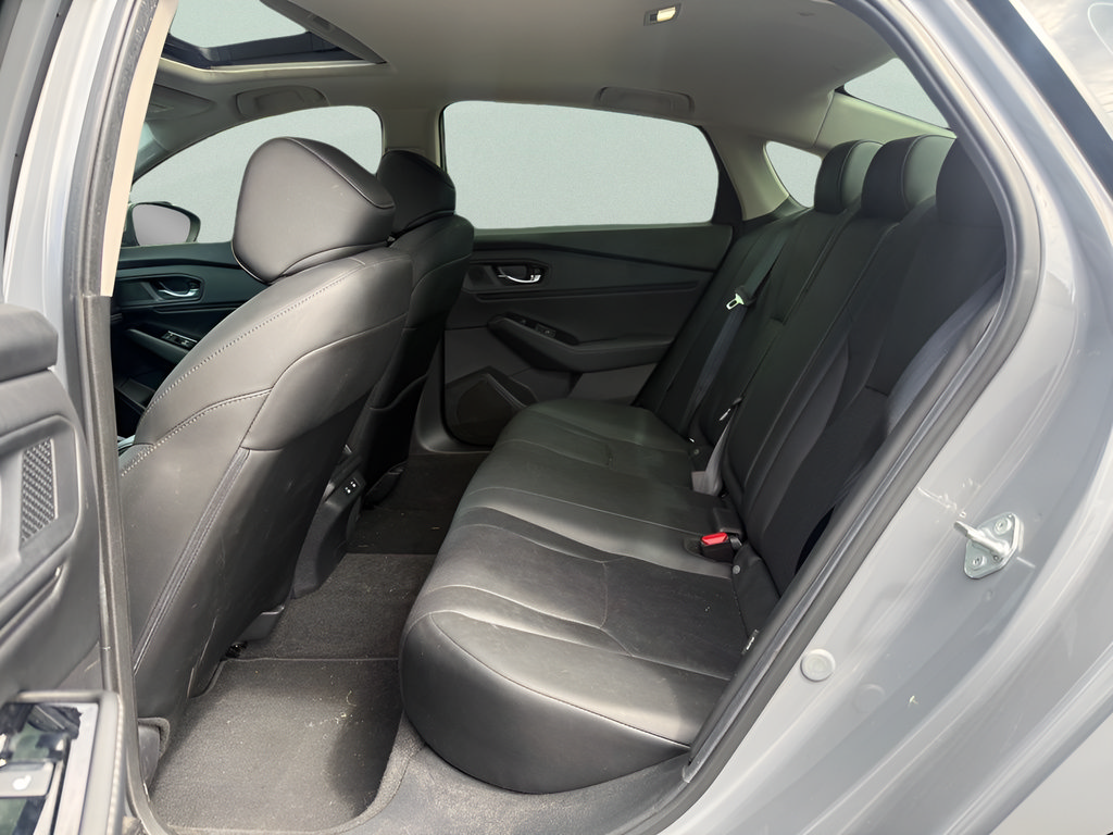 Used 2024 Honda Accord Touring image 11