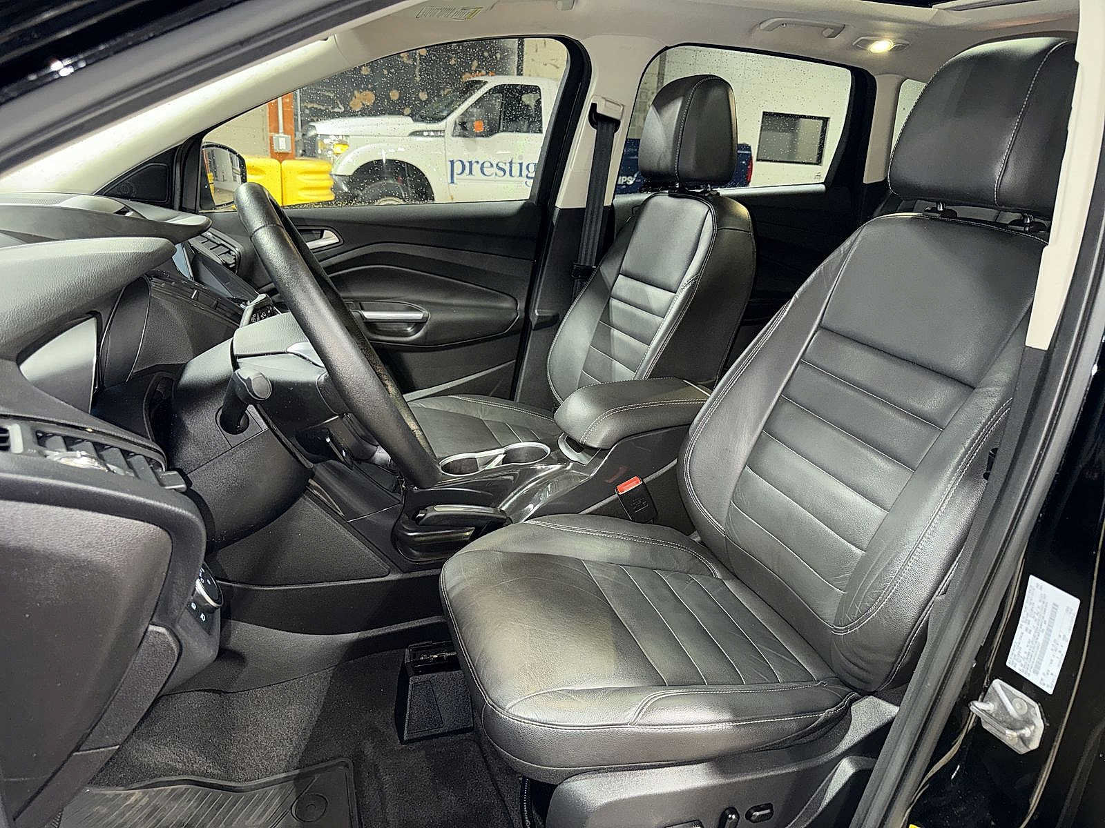Used 2016 Ford Escape Titanium AWD/4WD image 15