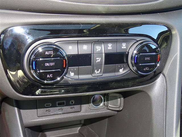 Used 2023 Buick Encore GX Select w/ Experience Buick Package FWD image 11