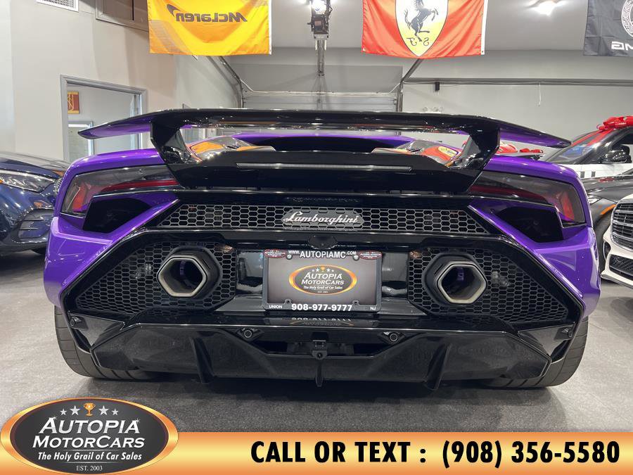 Used 2024 Lamborghini Huracan Tecnica image 4