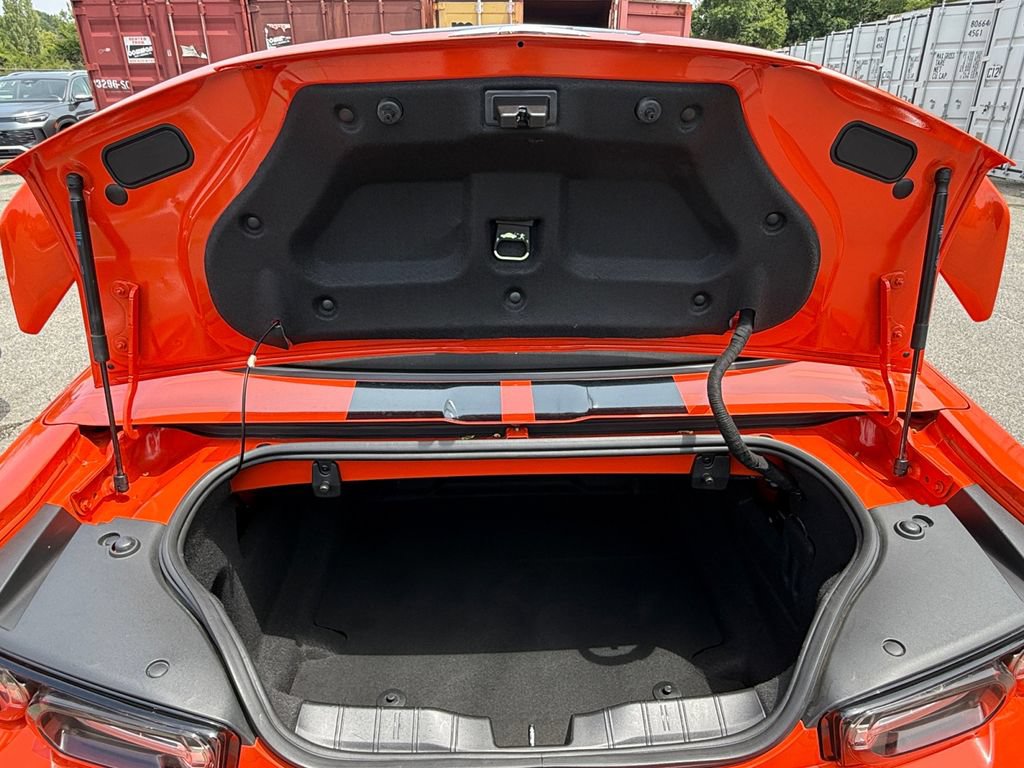 Used 2020 Chevrolet Camaro SS RWD image 25