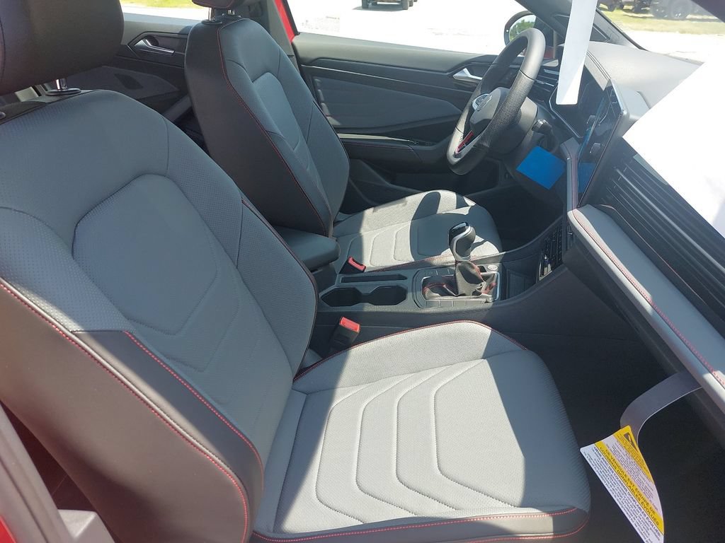 New 2026 Volkswagen Jetta GLI Autobahn FWD image 10