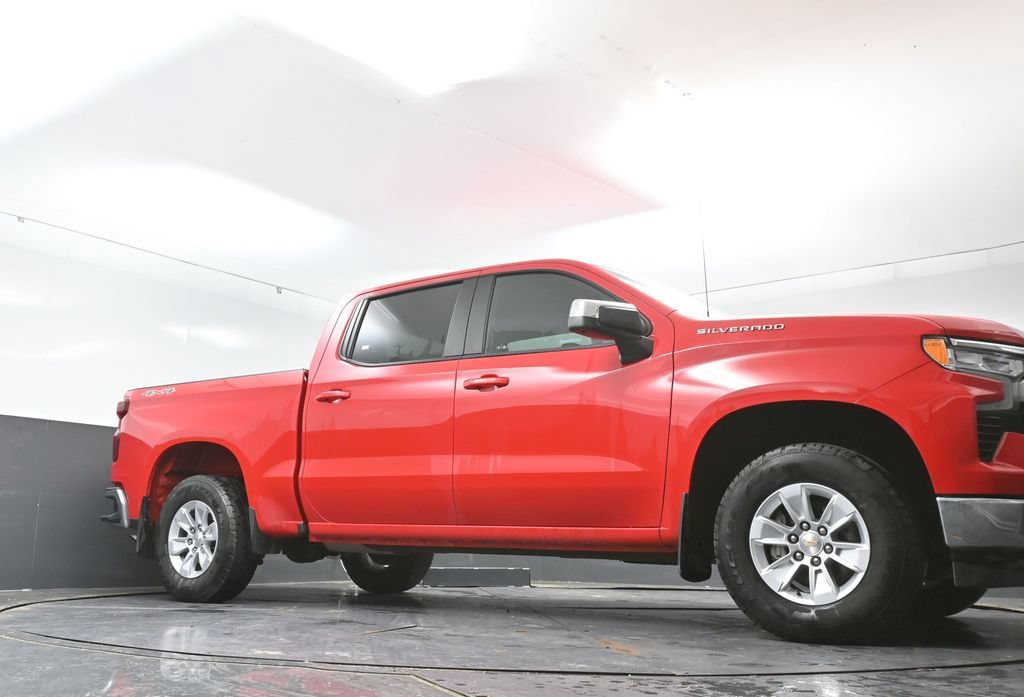 Used 2025 Chevrolet Silverado 1500 LT w/ Work Truck Package AWD/4WD image 26