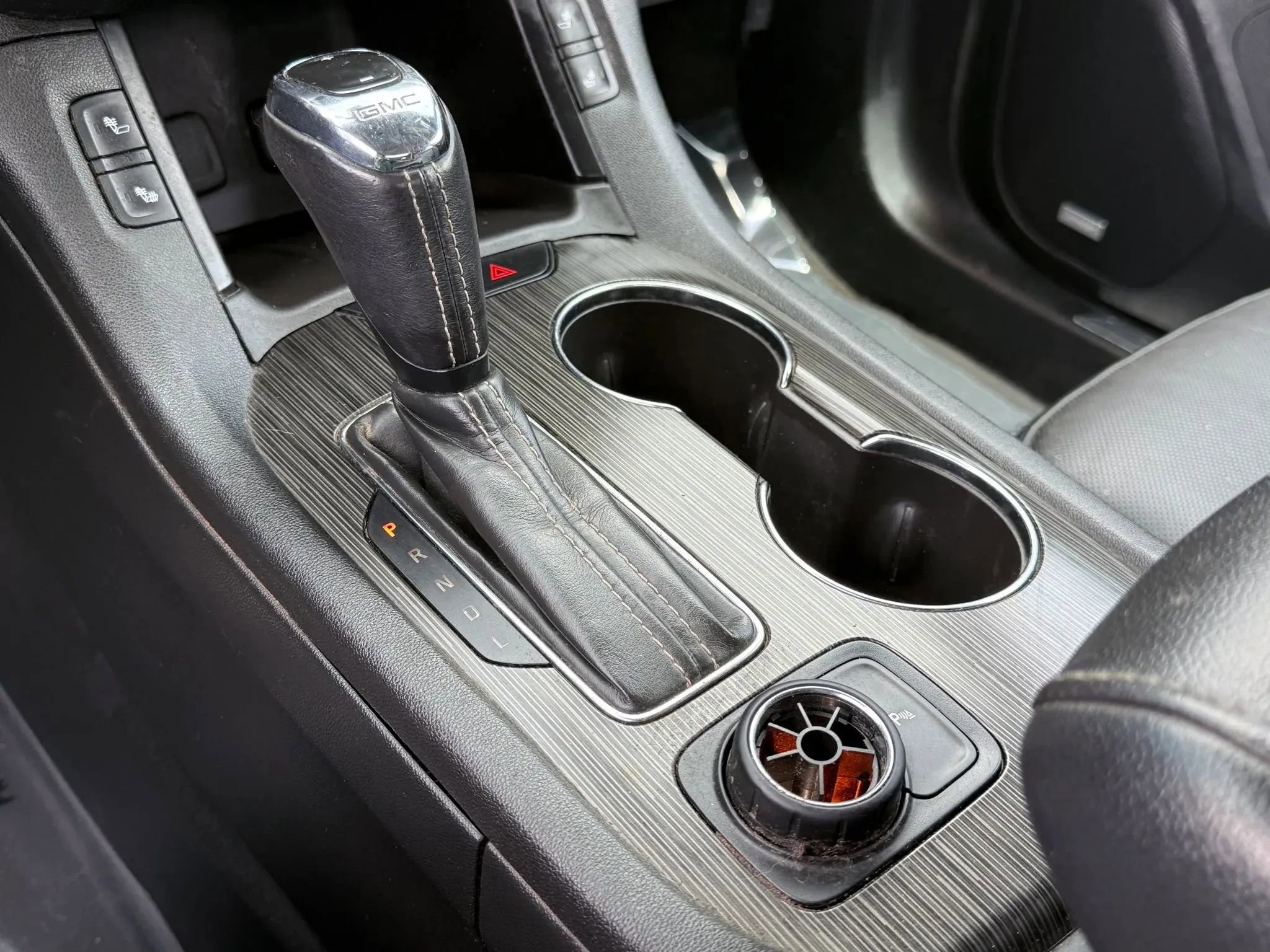 Used 2017 GMC Acadia SLT w/ LPO, Floor Liner Package image 29