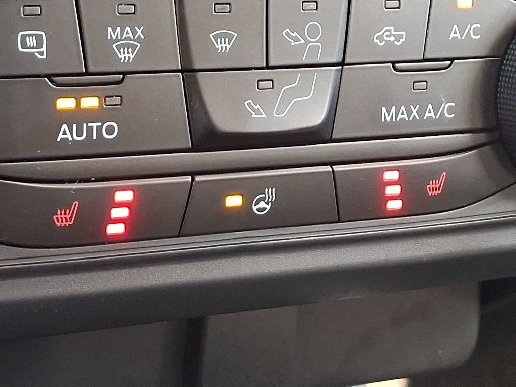 Certified 2024 Ford Maverick XLT w/ XLT Luxury Package FWD image 24