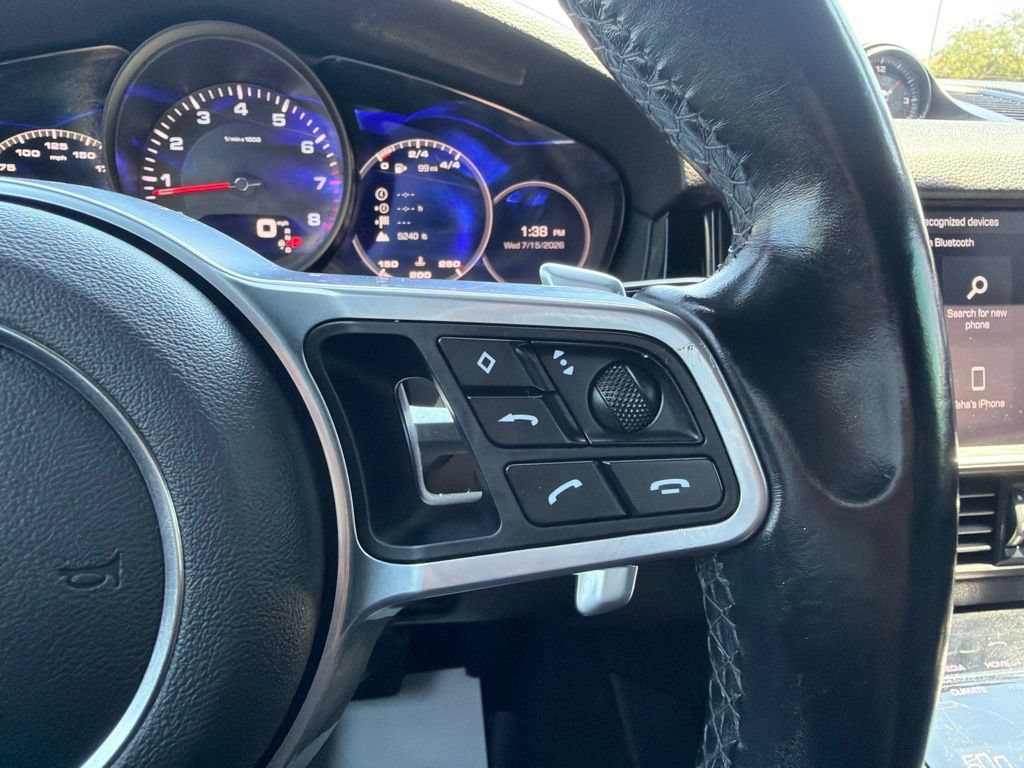 Used 2020 Porsche Cayenne AWD/4WD image 30