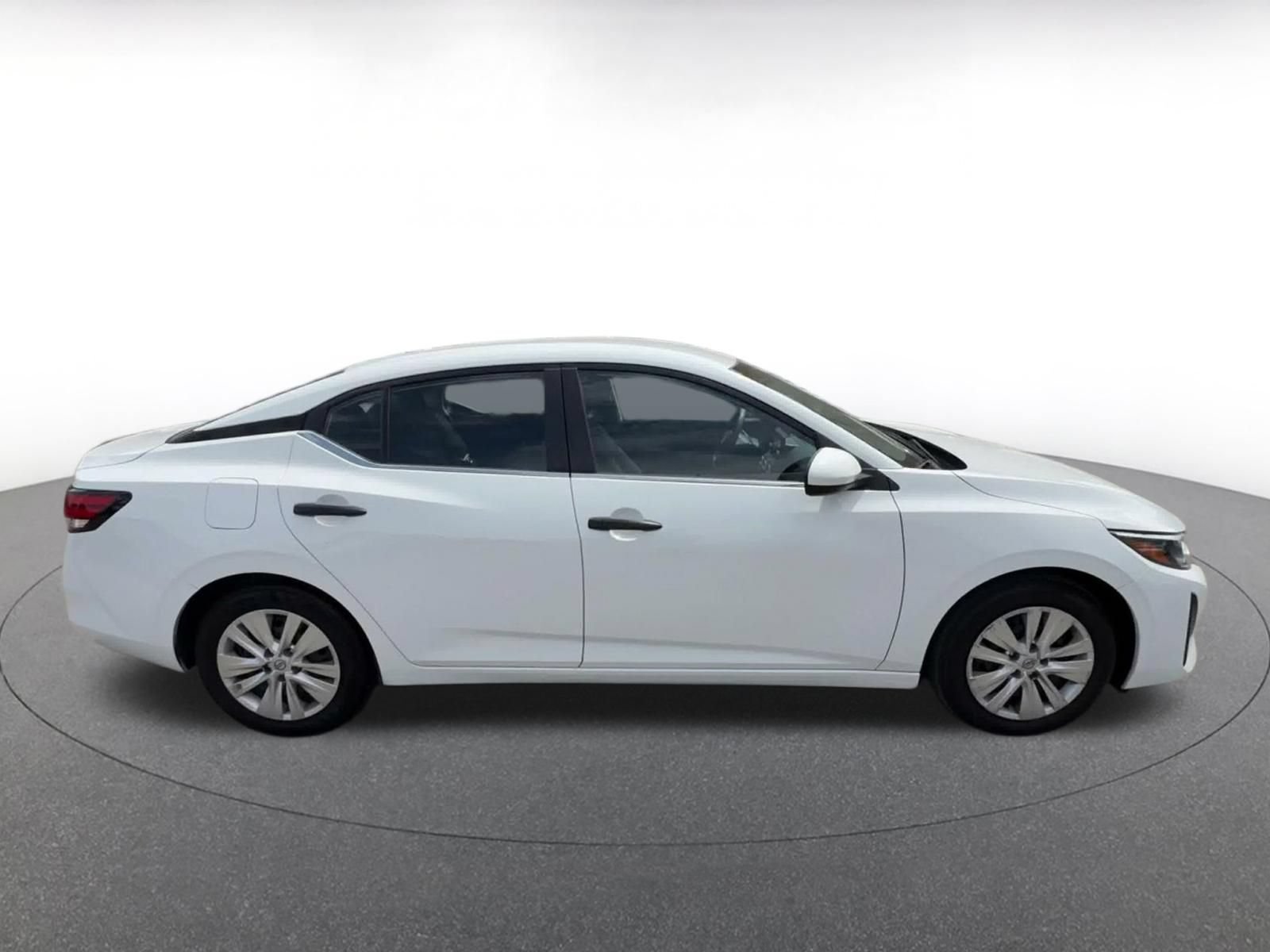 Used 2025 Nissan Sentra S FWD image 15