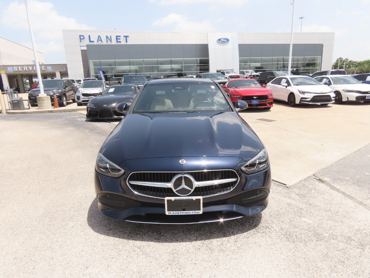 Used 2023 Mercedes-Benz C 300 4MATIC Sedan image 5