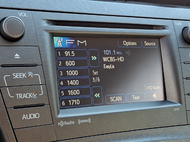 Used 2015 Toyota Prius Three FWD image 16